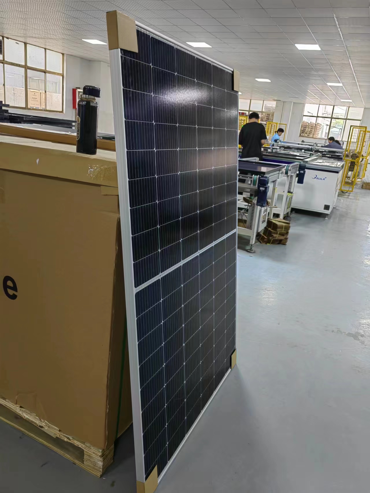 유럽 ​​가정 태양계를 위한 지붕 태양 전지판 415w Monocrystalline 태양 전지판