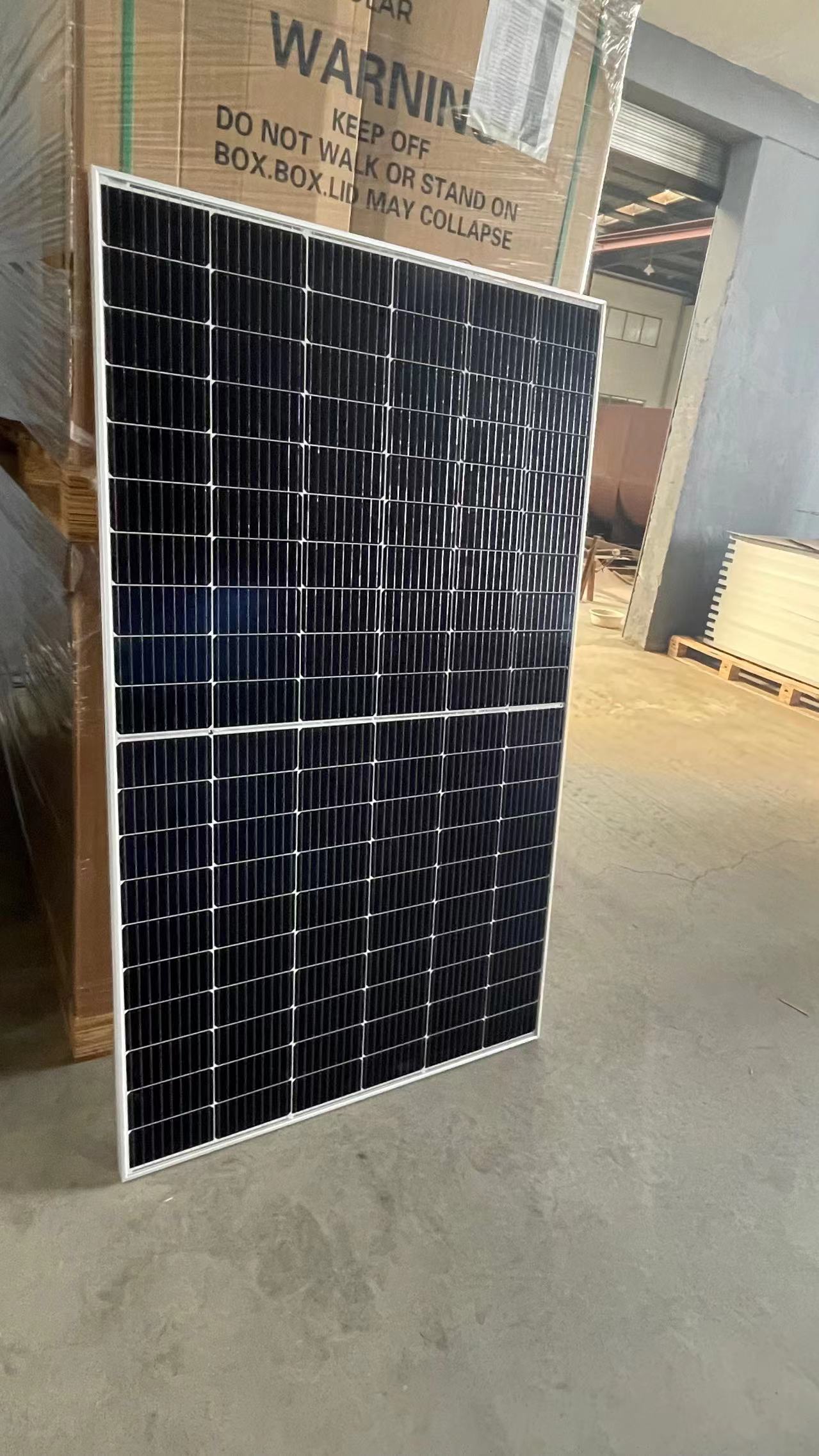 발전소 고효율 Monocrystalline PV 모듈 지붕 장착 사용을 위한 440W 태양 전지 패널 전원 모듈